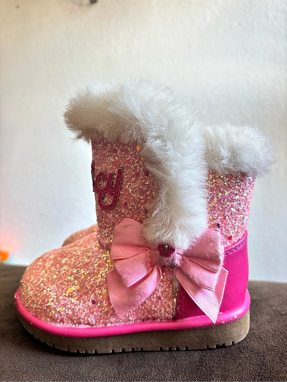 Juicy Couture Kids Pink & White Glitter Faux-Fur Cuff Boots